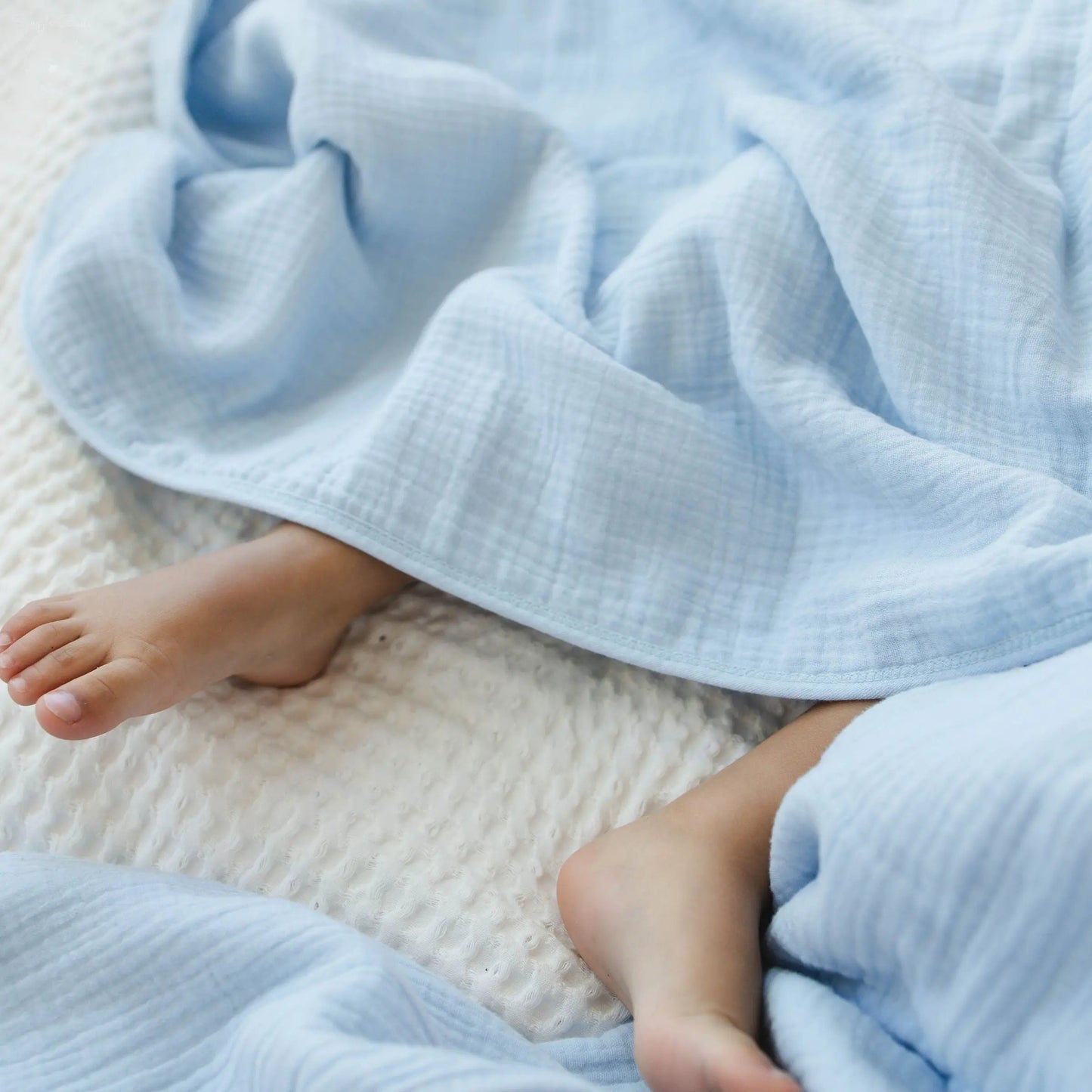 100% Muslin Cotton Blanket β Sky Blue Solid (Available in Two Sizes) Snuggle Buds