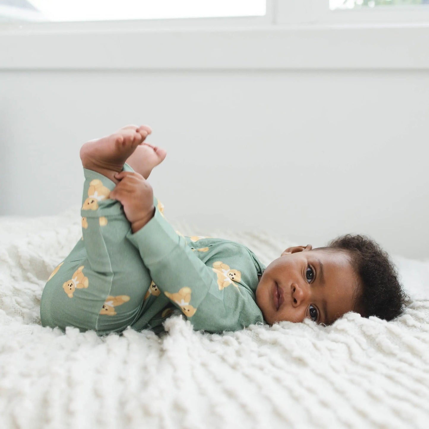 Teddy Bear Zipped Onesie (0–12 Months) – 100% Cotton Muslin Baby Sleepwear (Copy) Snuggle Buds